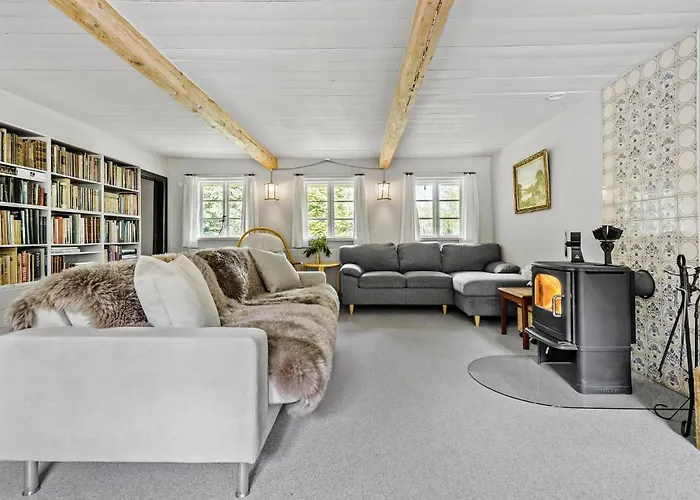 5 Bedroom Cozy In 펜션 *